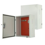 Caixa de carregador para veículos elétricos com orifícios pré-perfurados.