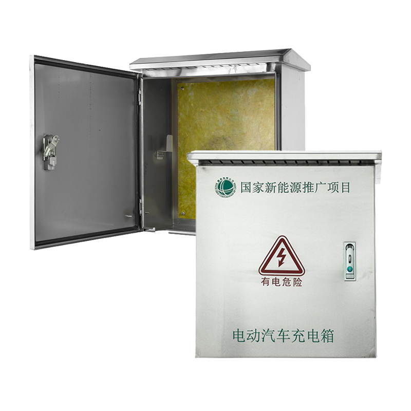 Caixa de proteção para carregador de veículos elétricos em aço inoxidável com trava.