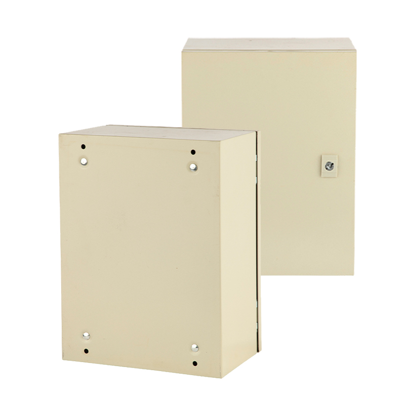 Caixa metálica com ventilação perfurada