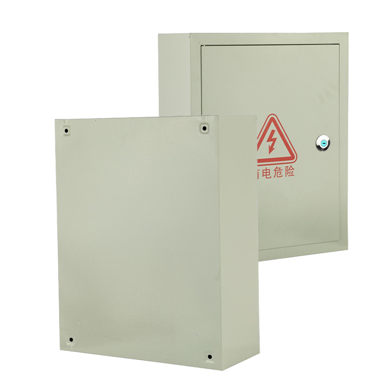 Caixa elétrica com espaço para etiqueta de identificação do circuito.