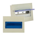 Caixa com múltiplos slots para disjuntores