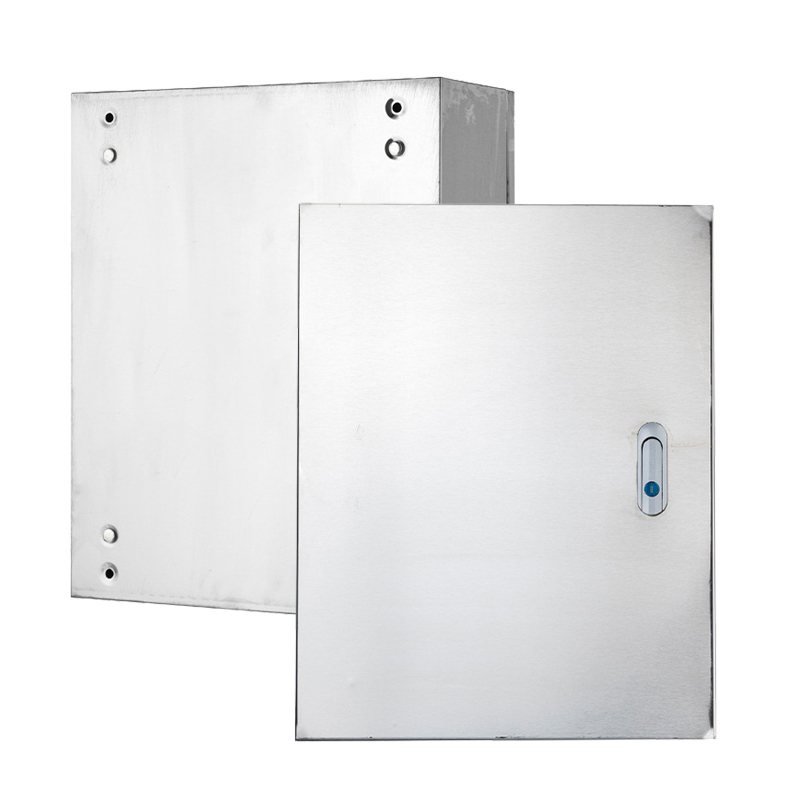 Caixa elétrica em aço inoxidável para uso externo.